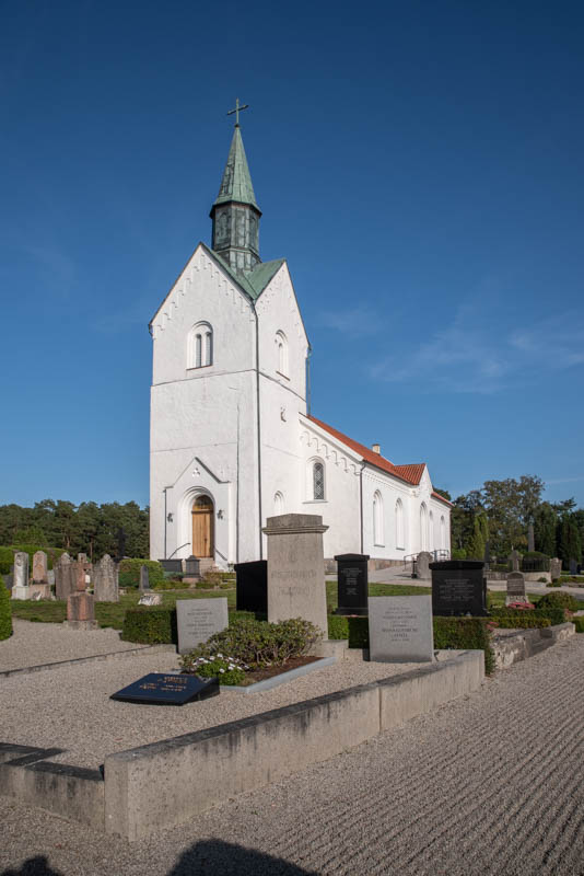 Holmby kyrka