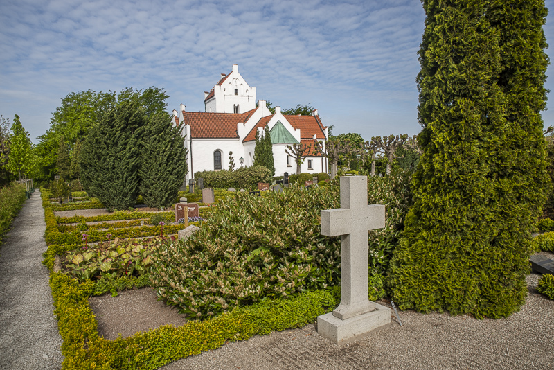 Vallkärra kyrka