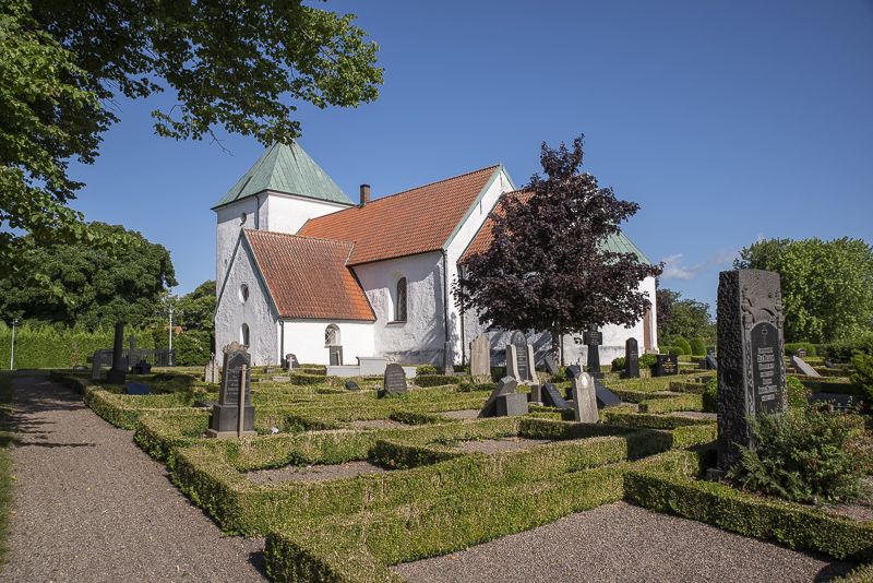 Sövestad kyrka