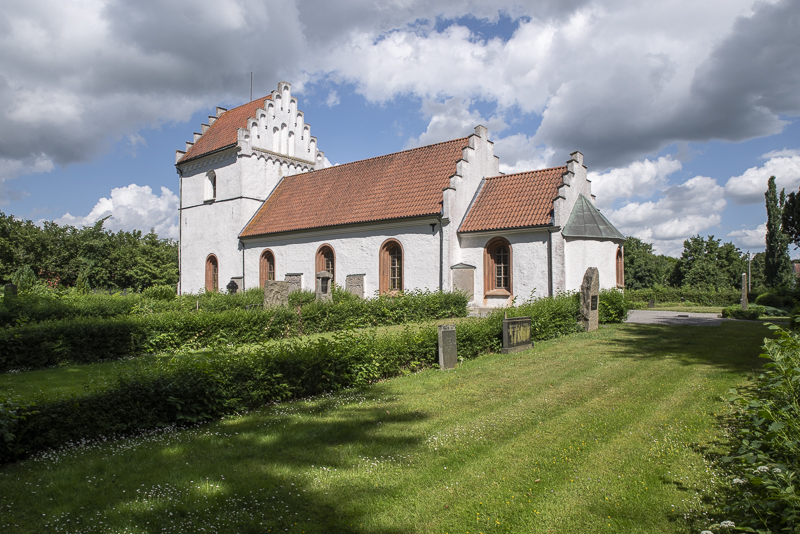 Högestad kyrka