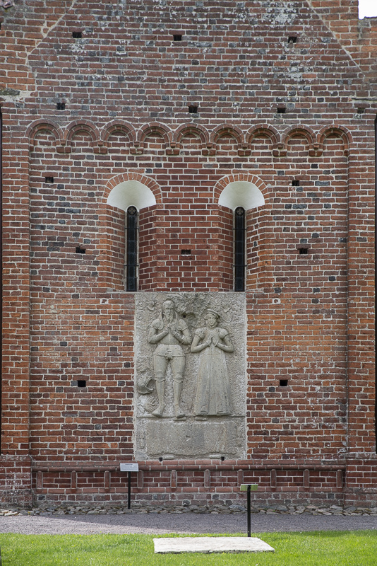 Glumlösa kyrka