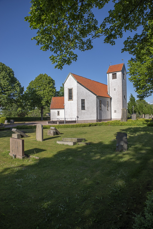 Källs Nöbbelövs kyrka