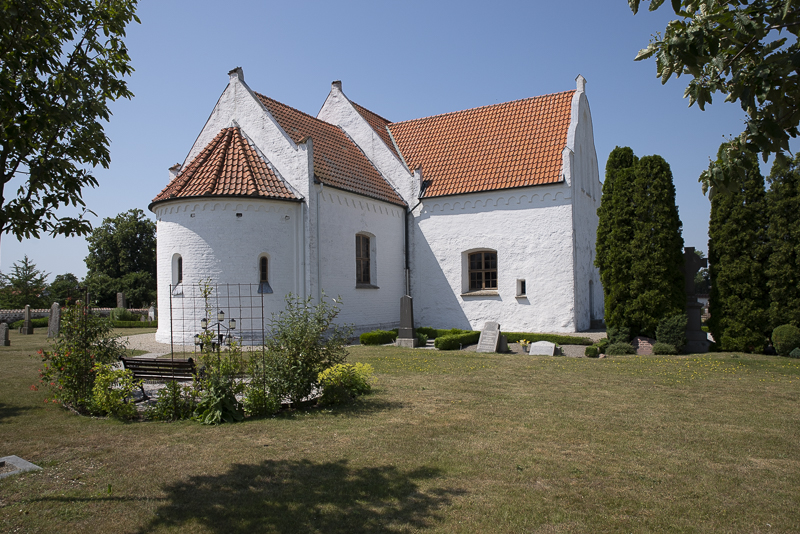 Maglarps gamla kyrka