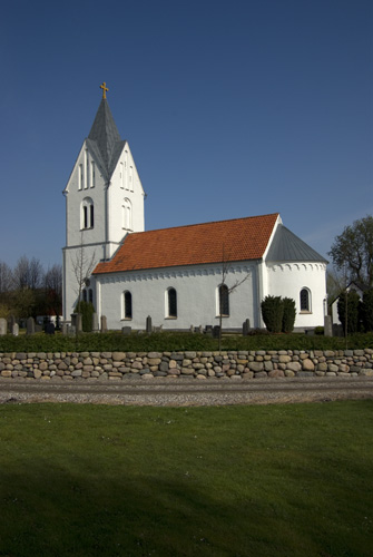 Äspö kyrka